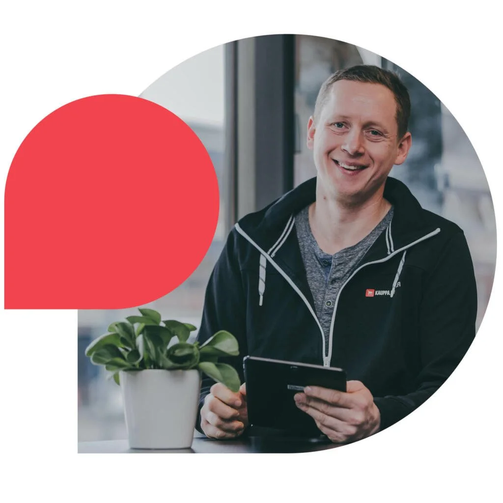 Arttu L kaisaperhe kuvassa